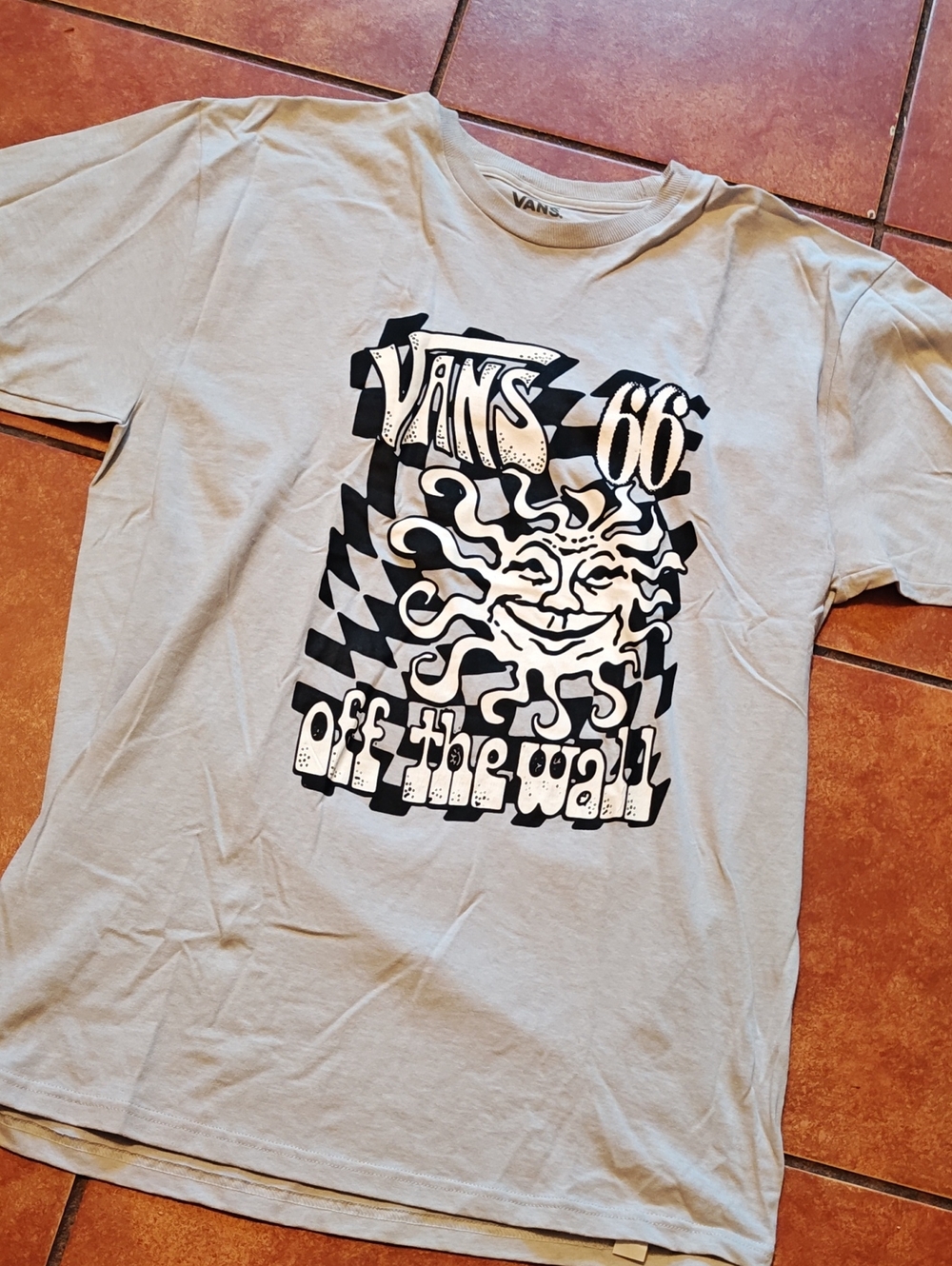 Vans Men's Light Gray 'Off The Wall' Graphic T-Shirt